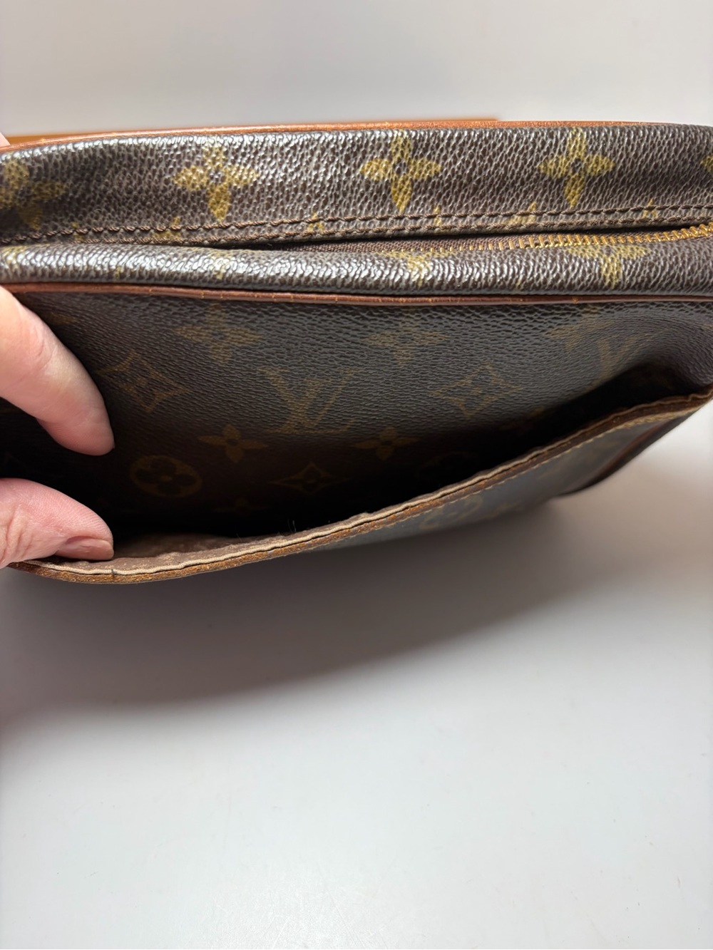 Louis Vuitton Compeigne 23 monogram clutch/pouch - Picture 7 of 11